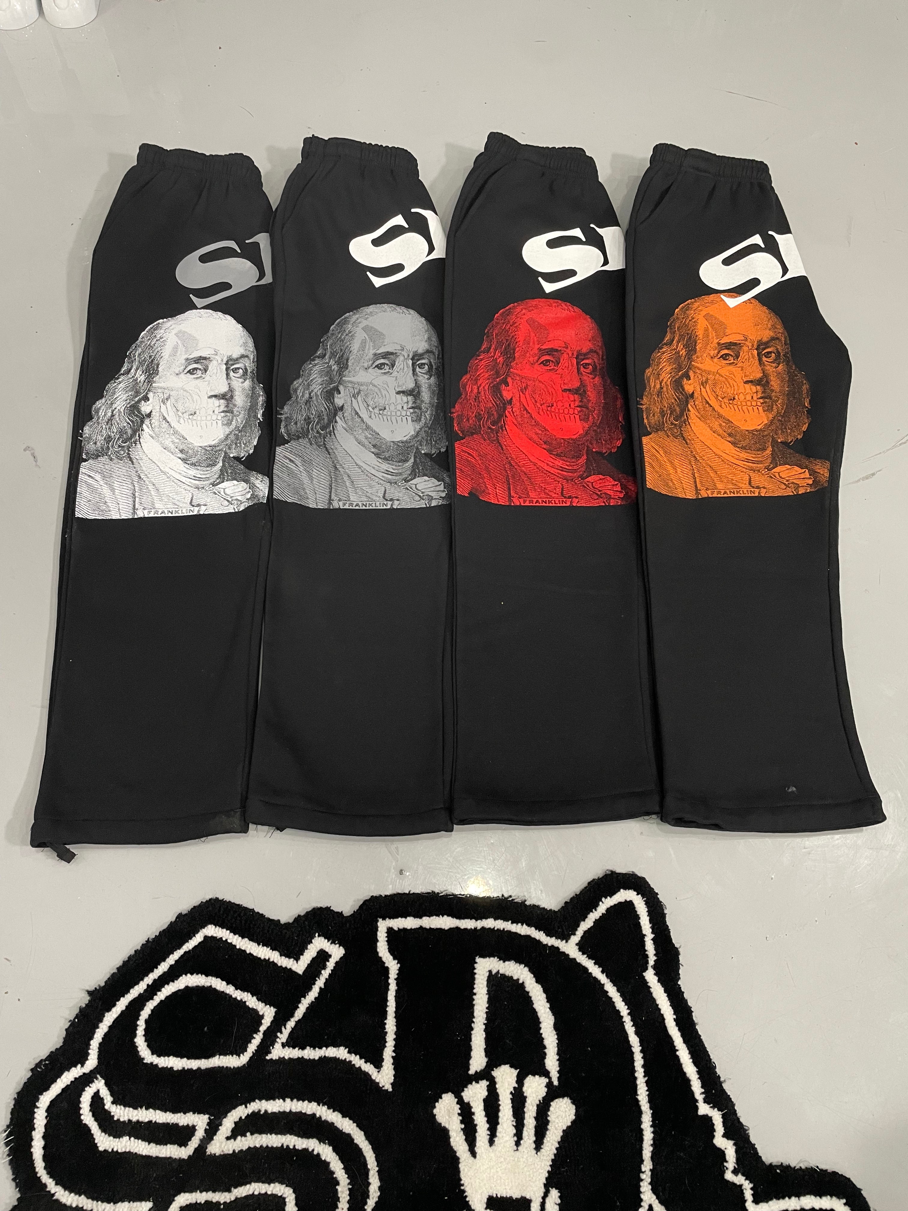 SDL BLACK SWEATPANTS